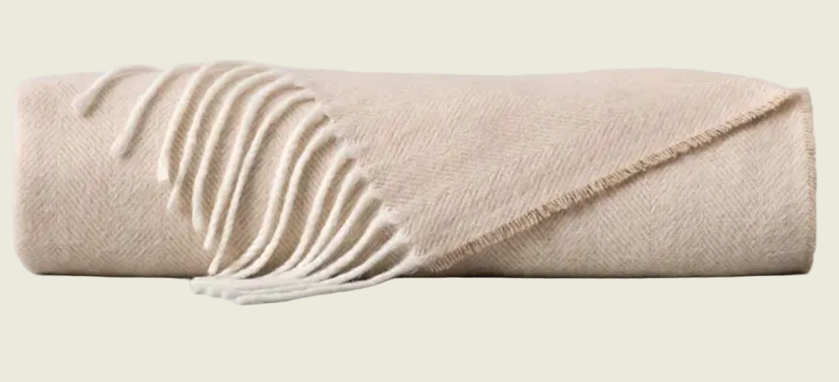 Herringbone Tassel Throw (Oatmeal)