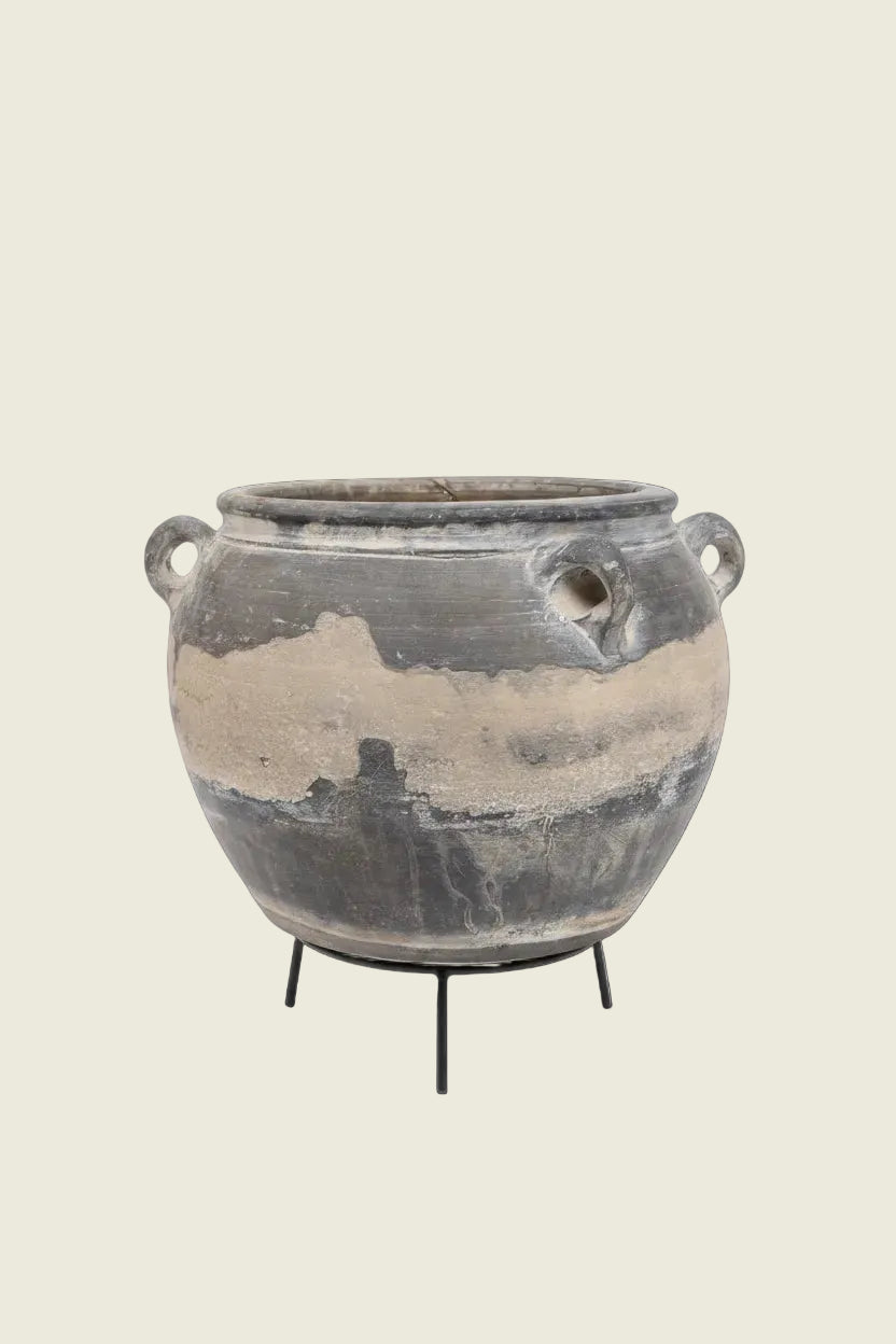 Chinese waterpot with handles